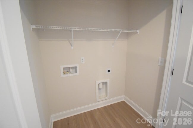 Building Photo - 3519 Narrow Ln