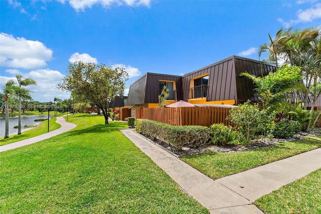 Building Photo - 5830 SE Windsong Ln