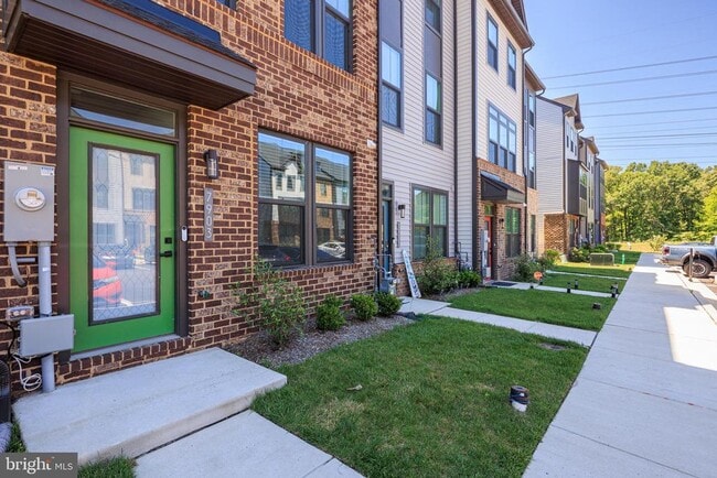 Building Photo - 7903 Chatuga Wy
