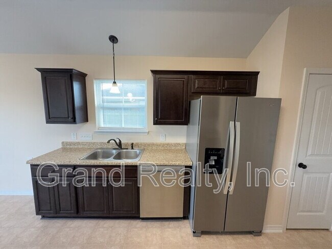 Building Photo - 5800 Glenby Ct