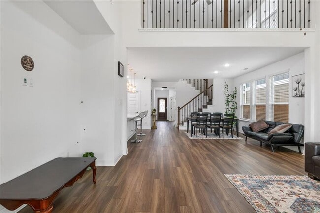 Building Photo - 240 Inlet Ln