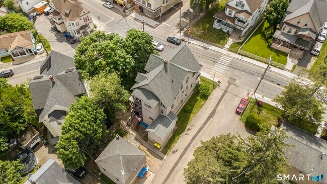 Building Photo - 132 Bunker Hill Ave
