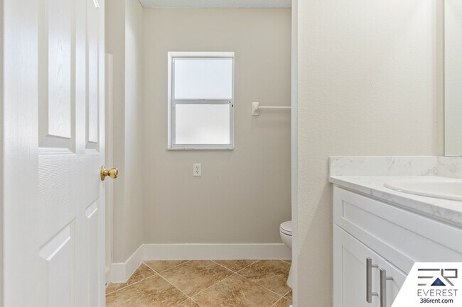 Building Photo - 273 Beachway Dr