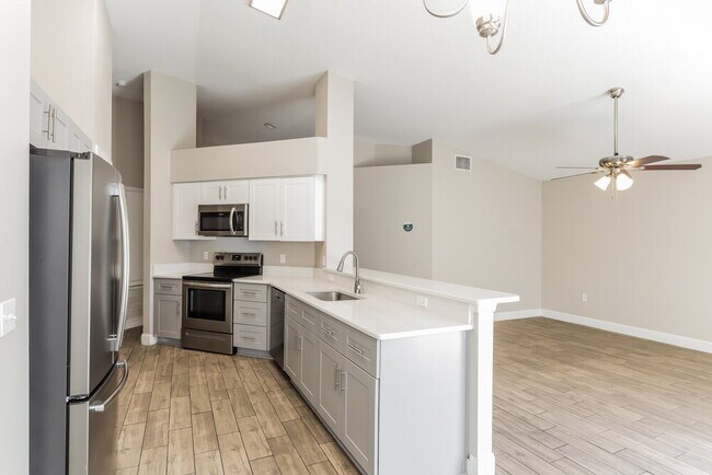 Building Photo - 22726 Sills Loop