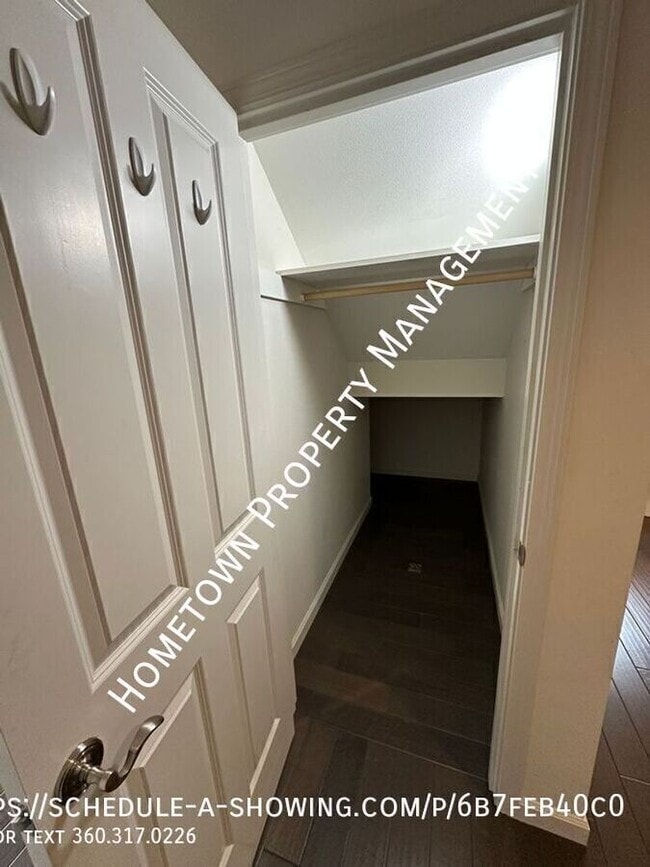 Building Photo - 5937 Ashbourne Ln SE