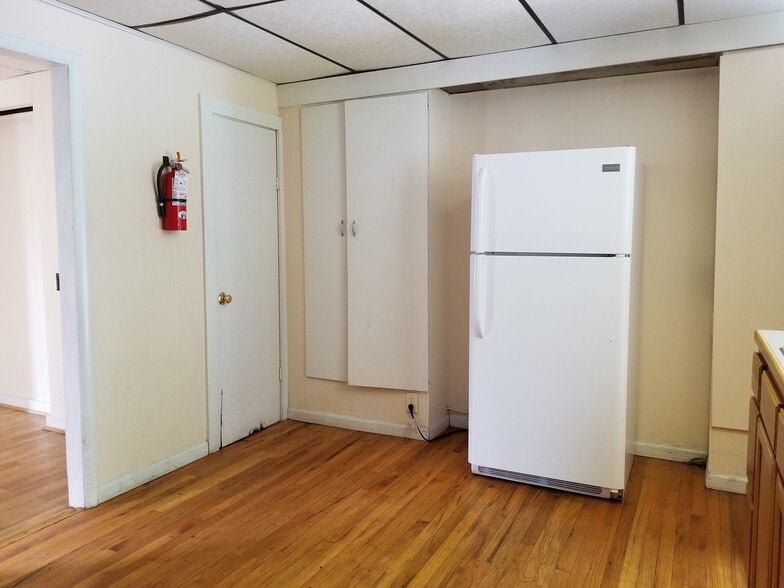 Kitchen - Unit 1 - 193 N Fairview St