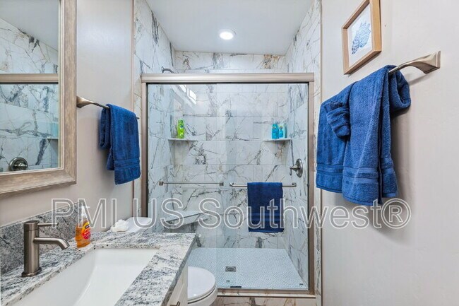 Building Photo - 437 Riverfront Dr