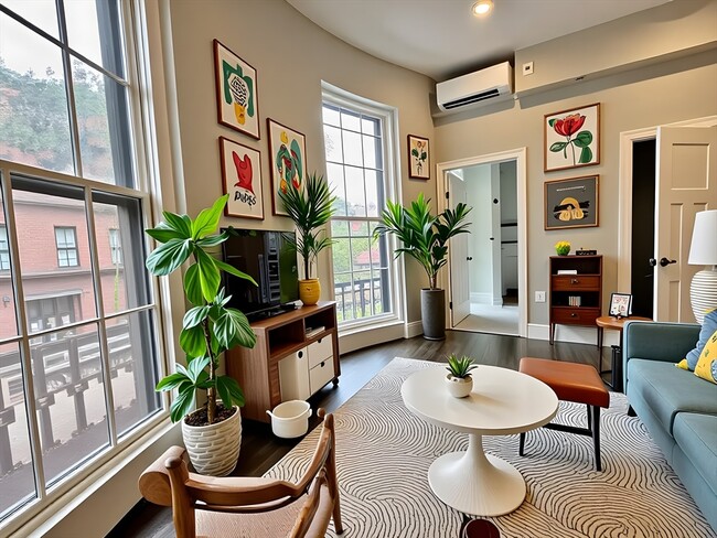 Building Photo - 105 Charles St