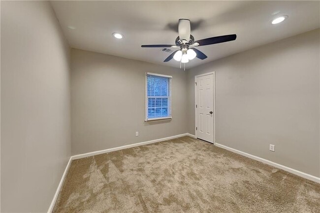 Building Photo - 4502 Lashley Ct NE