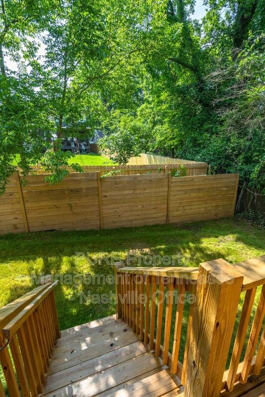 Building Photo - 606 Annex Ave