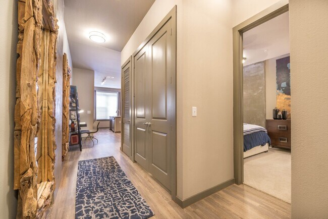 Building Photo - Modern Design Meets Everyday Luxury