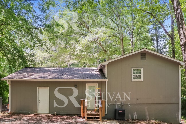 Building Photo - You are exactly where you ought to be!