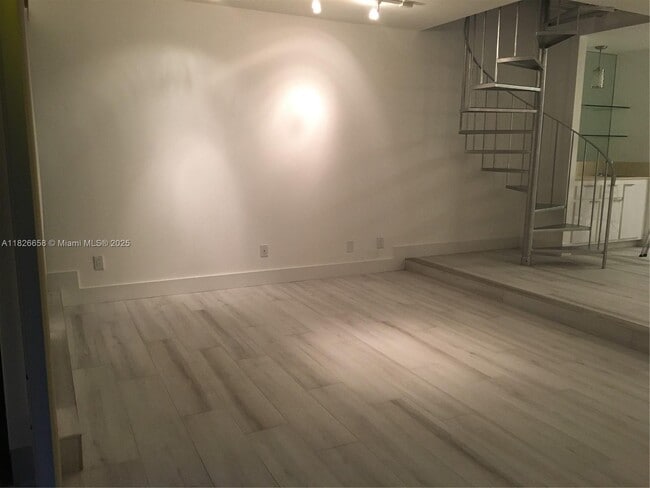 Building Photo - 2180 Brickell Ave