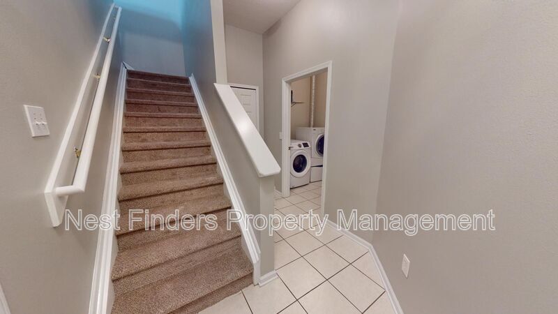 Building Photo - 7063 Deer Lodge Cir