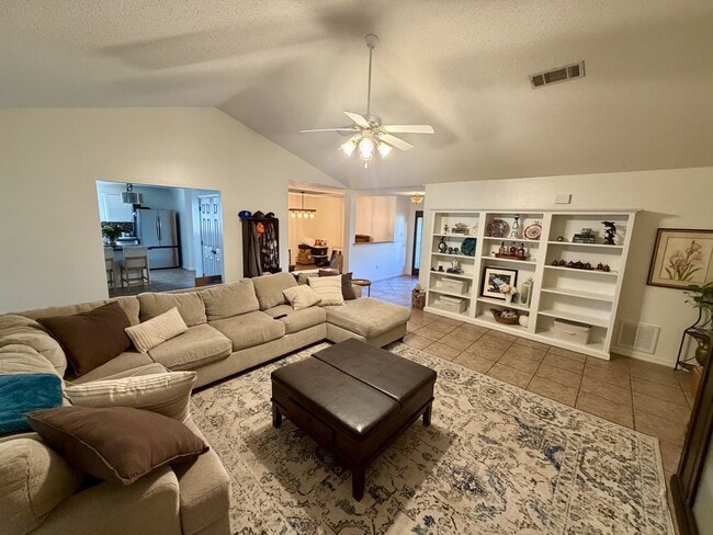 Building Photo - 3406 Hermitage Ct