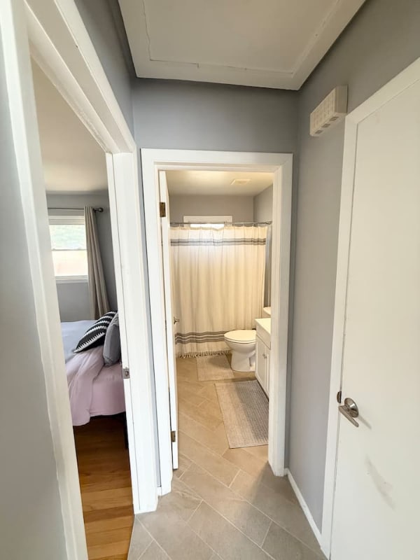 Building Photo - 2328 S Syene Rd