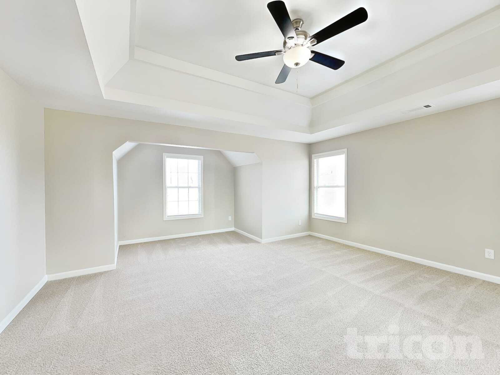 Building Photo - 905 Southfork Dr