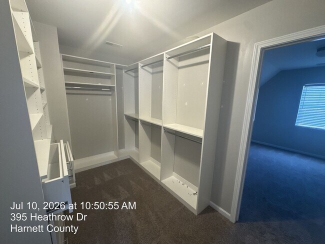Building Photo - 394 Heathrow Drive