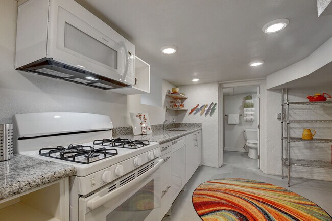 Kitchen - 151 Grove St