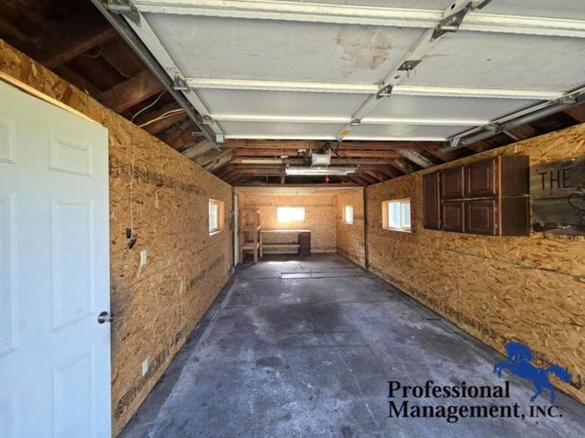 Building Photo - 3 bedroom in Billings MT 59101