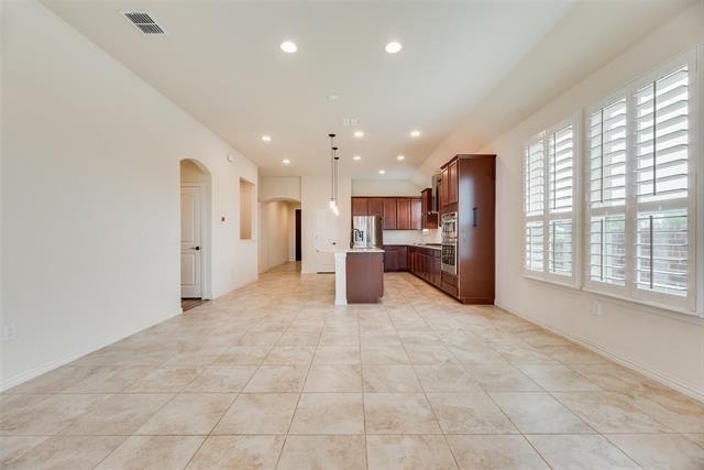 Building Photo - 2501 Temple Dr