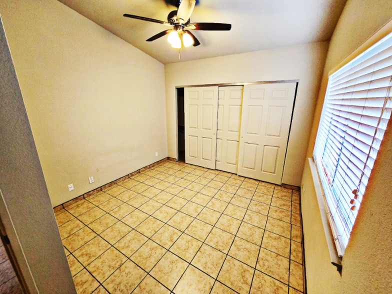 Building Photo - 2036 Carmel River Ct