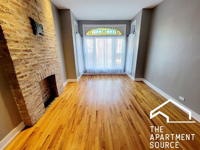 Building Photo - 2809 W Warren Blvd