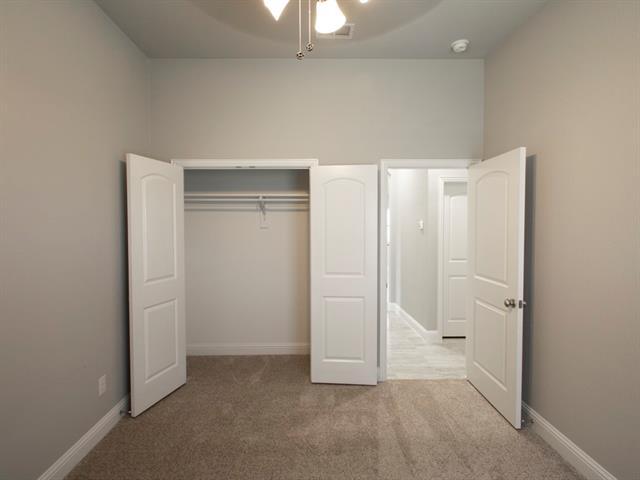 Building Photo - 426 Jasmine Dr