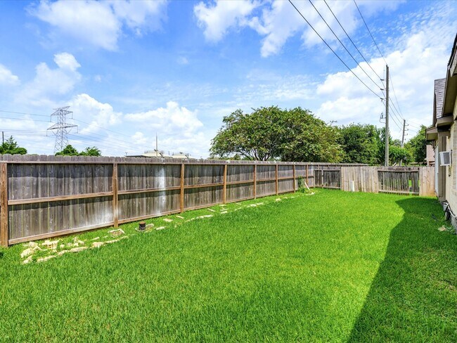 Building Photo - 1114 Jasons Bend Dr