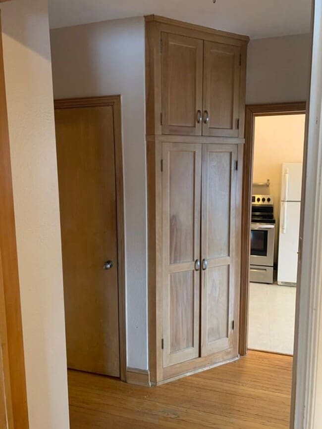 Building Photo - 1bd/1ba Condo near UofM and Dinkytown w/ 1...