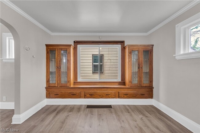 Building Photo - 3407 W 91st St