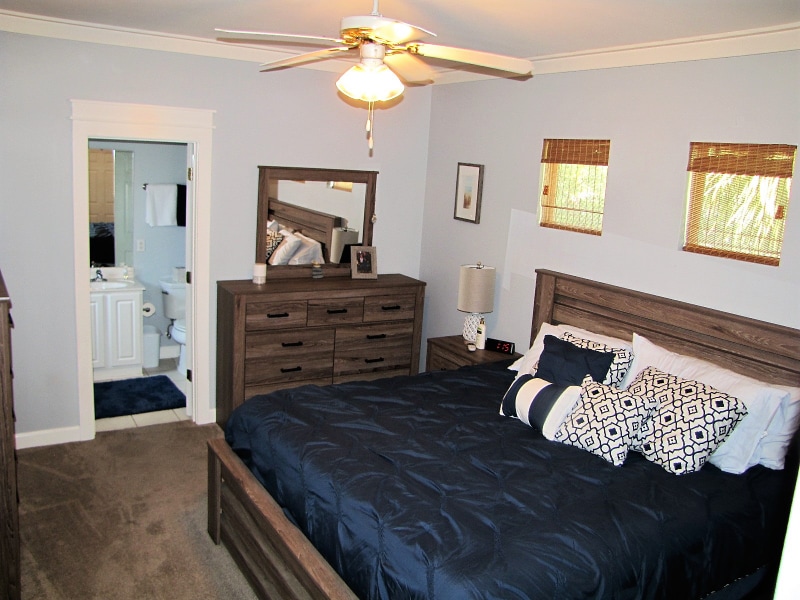 Building Photo - 350 Tradewinds Dr