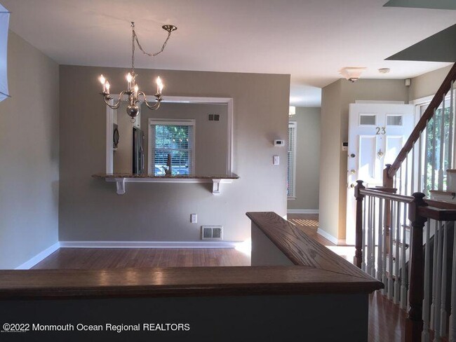 Building Photo - 23 Wyckham Rd