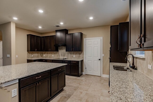 Building Photo - Beautiful 4BR / 2.5BA Home – Walk-In Closet, Covered Deck & Laundry Room