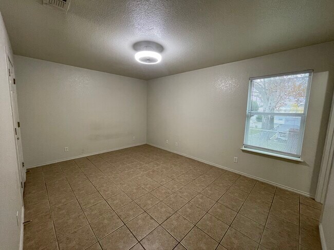 Building Photo - 201 Dale Earnhardt Dr