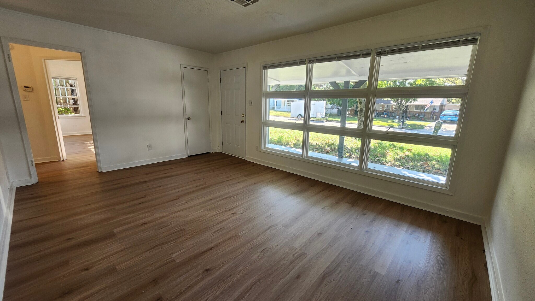 Building Photo - 4014 Chelsea Dr