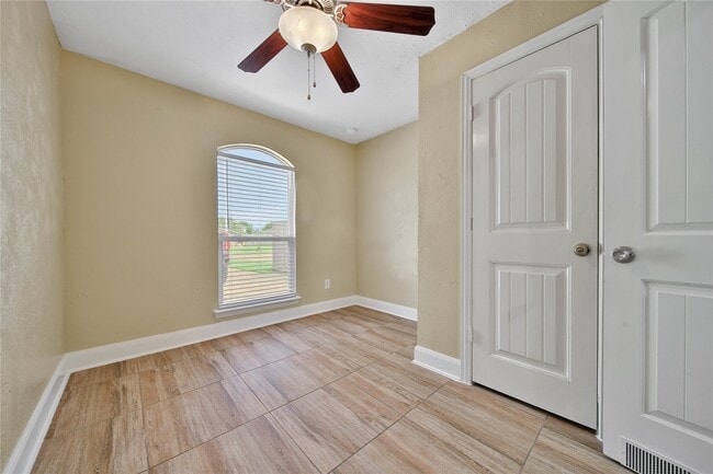 Building Photo - 5107 Girnigoe Dr