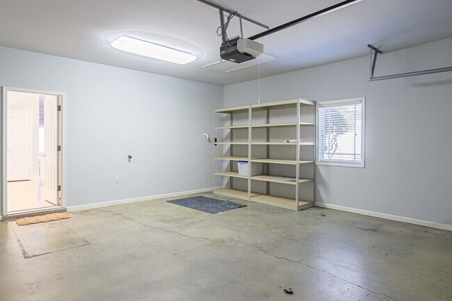 Building Photo - 115 Mt Carmel Rd