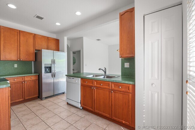Building Photo - 3210 Merrick Terrace