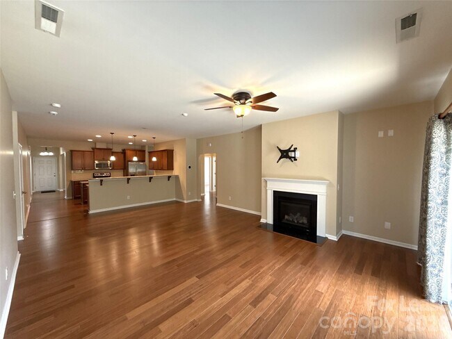 Building Photo - 13320 Hunting Birds Ln