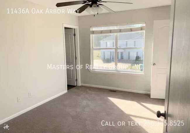 Building Photo - 11436 Oak Arbor Way