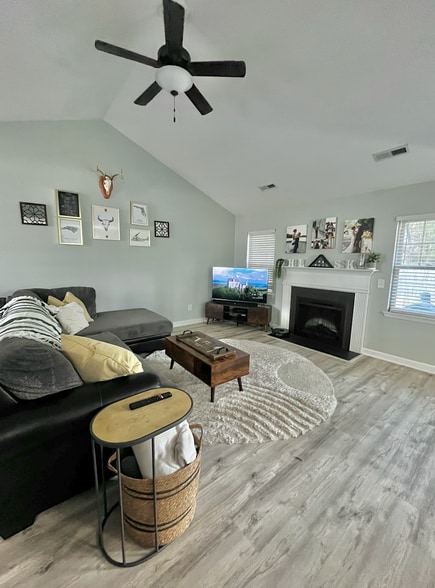 Building Photo - 505 Maggies Ct