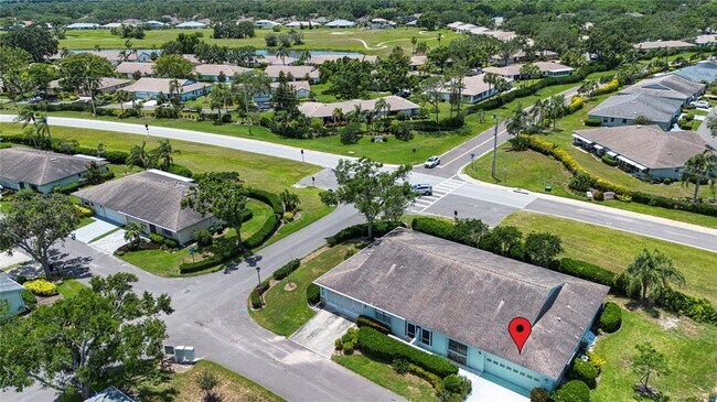 Building Photo - 2429 Lancaster Dr