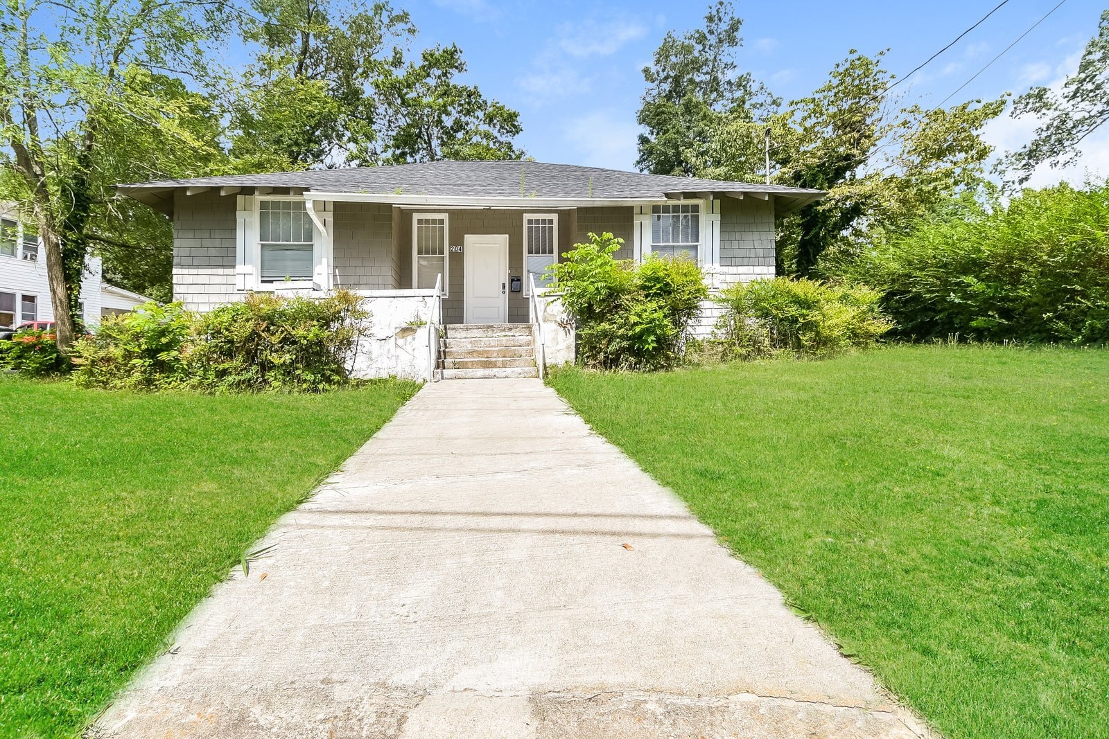 Building Photo - 204 S Adair St