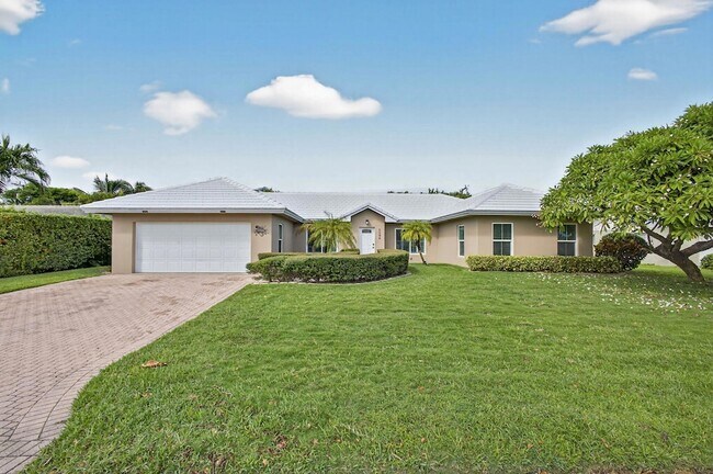 Building Photo - 1206 Dolphin Rd