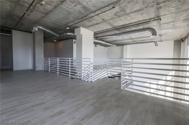 Building Photo - 900 S Las Vegas Blvd