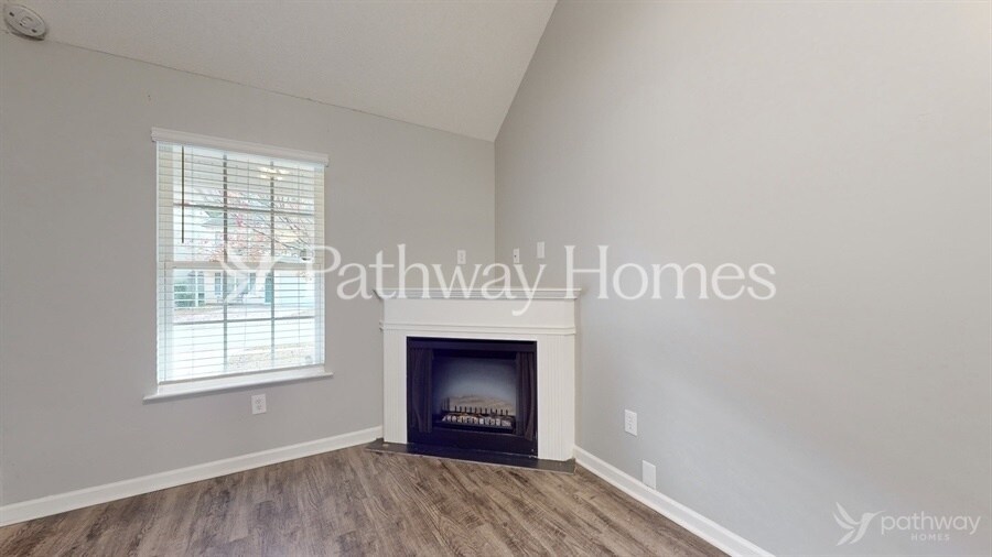 Building Photo - 160 Lossie Ln