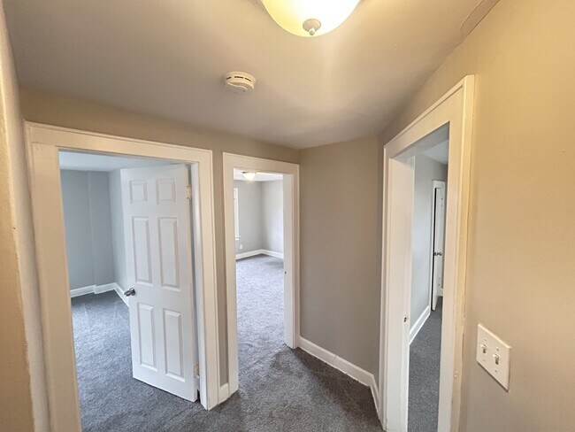 Building Photo - 1532 Republic Ave