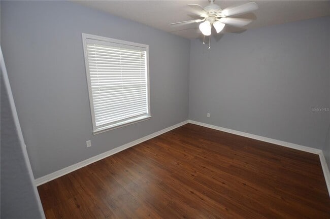 Building Photo - 42 Farmsworth Dr