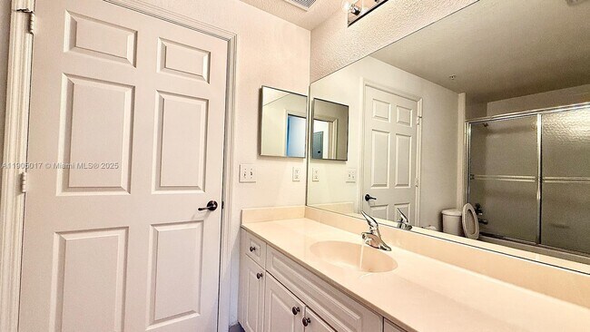 Building Photo - 2808 Amalei Dr